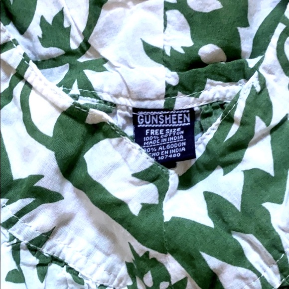 GUNSHEEN // Bohemian Floral Dress - Picture 2 of 5